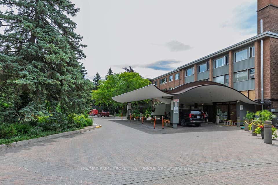 21 Dale Avenue #644, Toronto, ON M4W 1K3