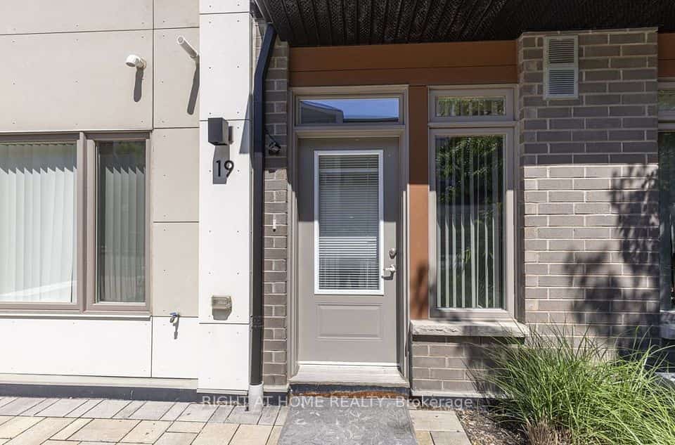 60 Orchid Place Drive #19, Toronto, ON M1B 0C4