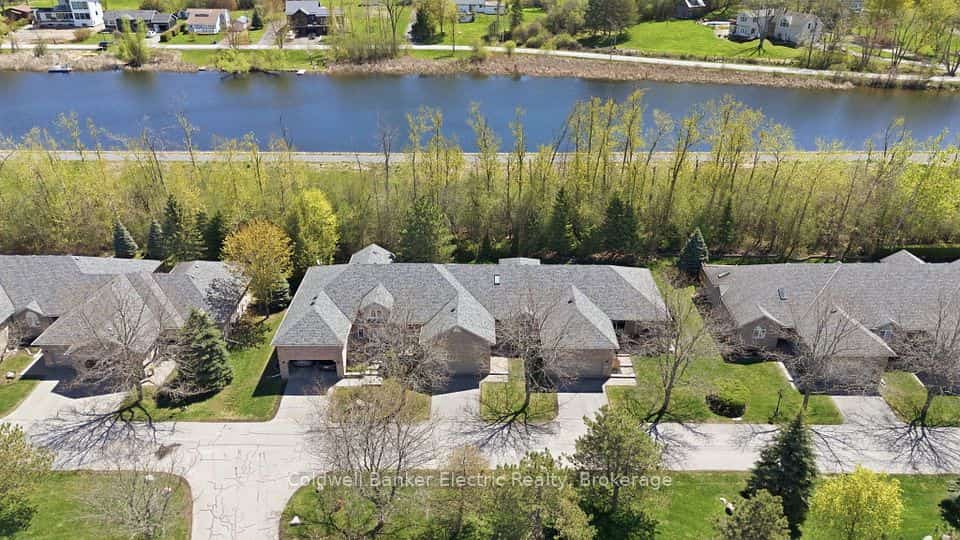 300 Franmor Drive #40, Peterborough, ON K9H 7R2