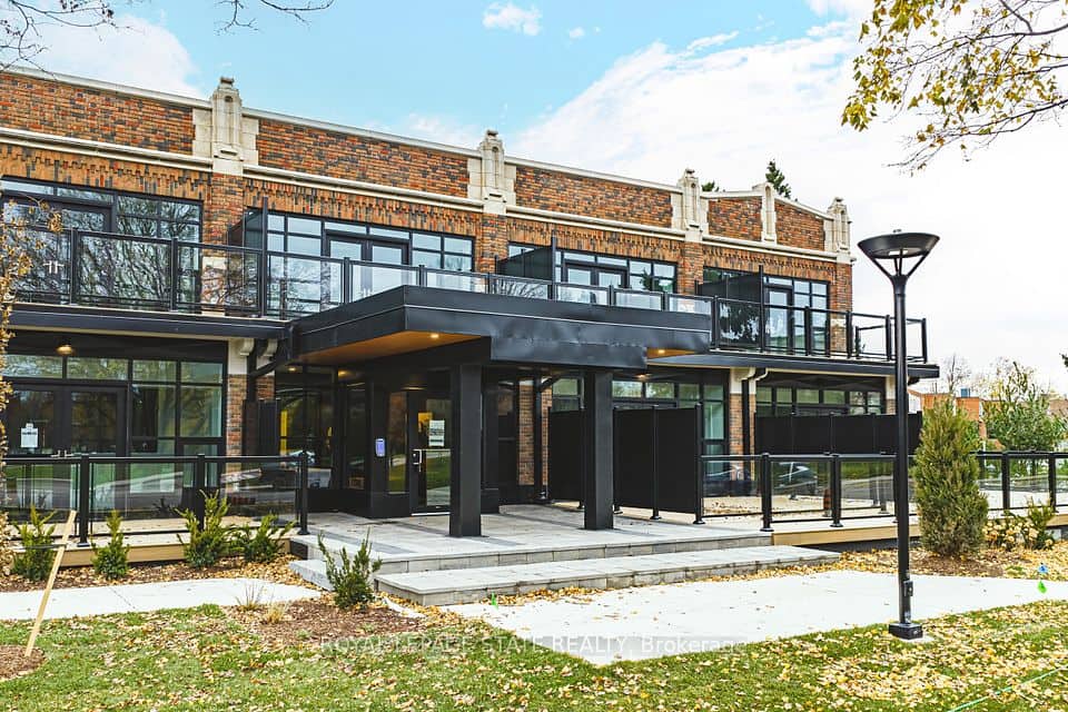 555 Sanatorium Road, Hamilton