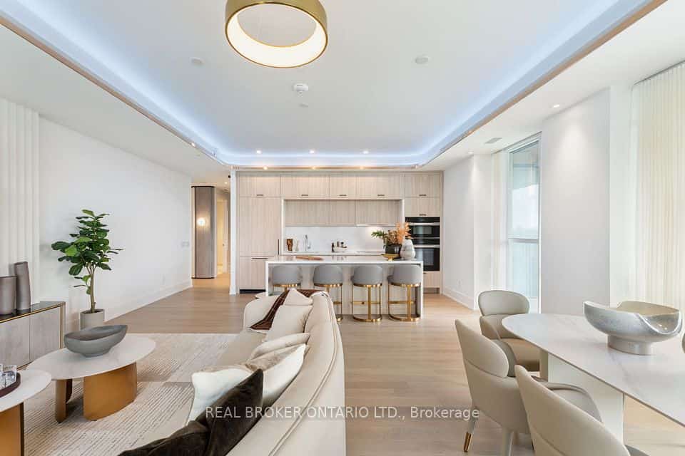 399 Royal Orchard Boulevard #418, Markham, ON L3T 0H3