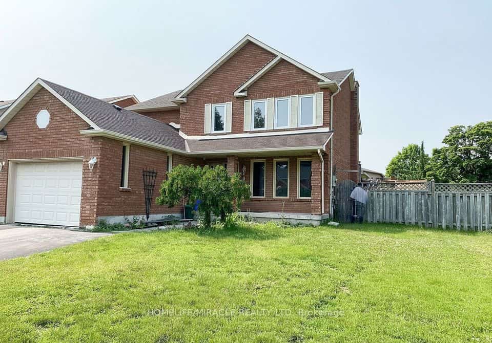 2 Edinborough Lane, Clarington, ON L1E 1E8