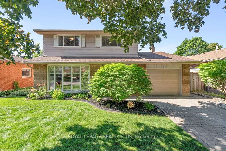20 San Marino Crescent, Hamilton, ON L9C 2B7