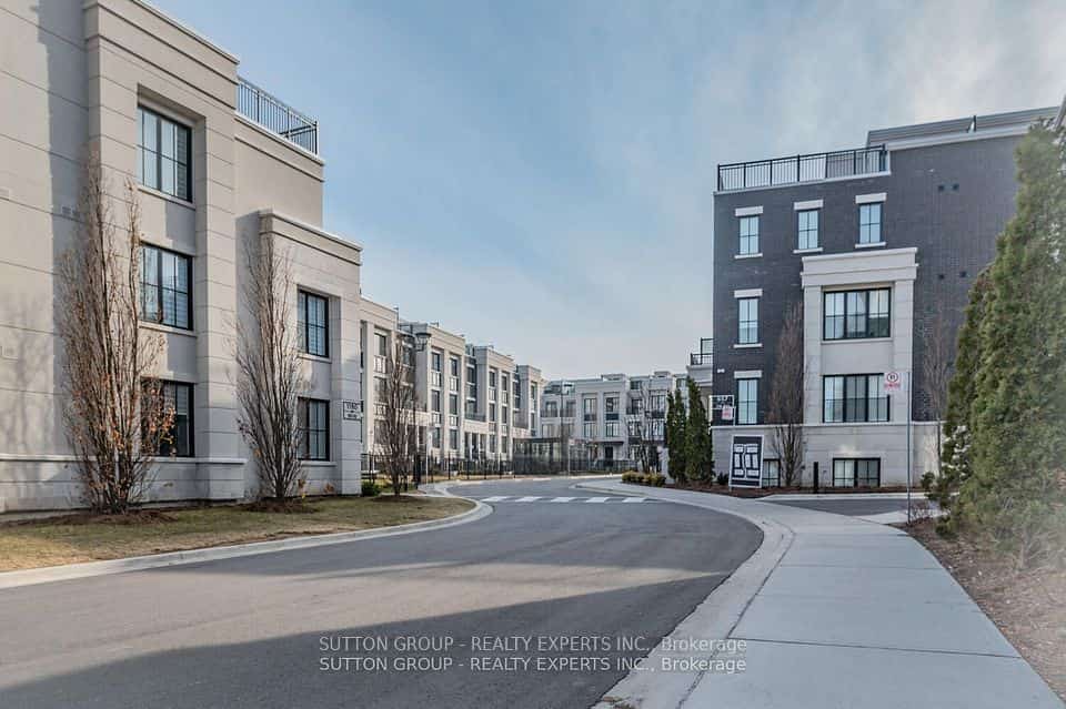 1190 Cawthra Road, Mississauga