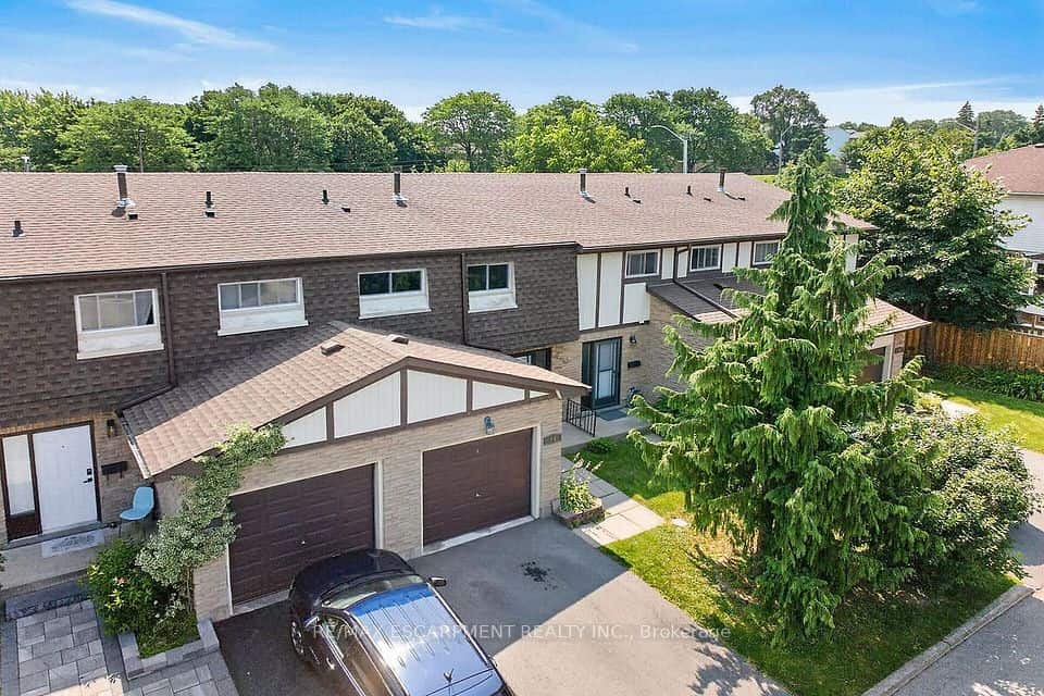 300 Rexford Drive, Hamilton