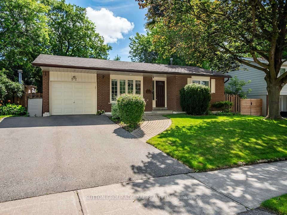 52 Sir Bedevere Place, Markham, ON L3P 2W4