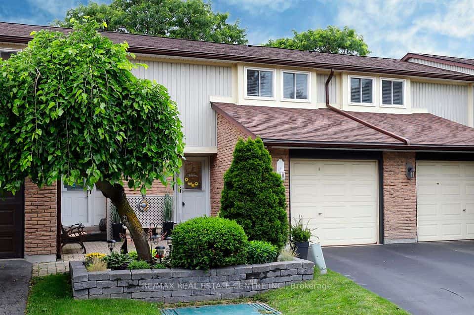 341 Wilson Drive #3, Milton, ON L9T 3Y9