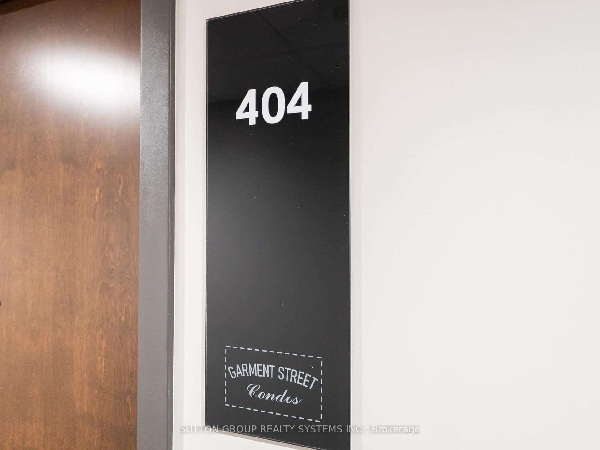 108 Garment Street #404, Kitchener, ON N2G 0E2