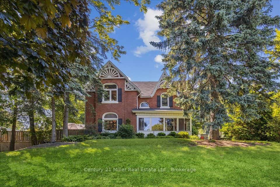 585 Dundas Street E, Hamilton, ON L8B 0G7