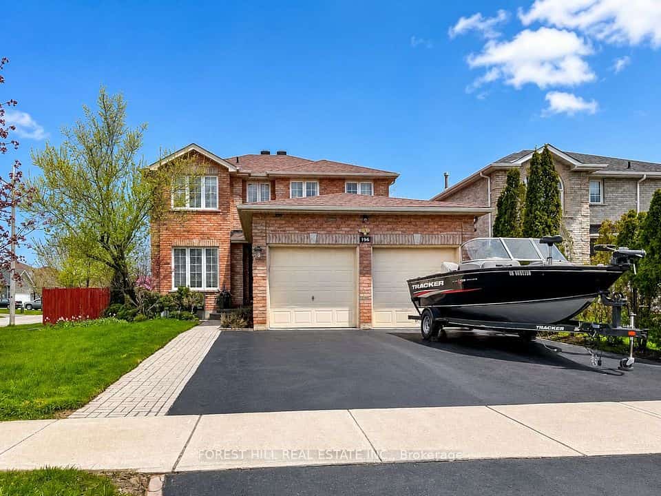 196 Sproule Drive, Barrie, ON L4N 0N4
