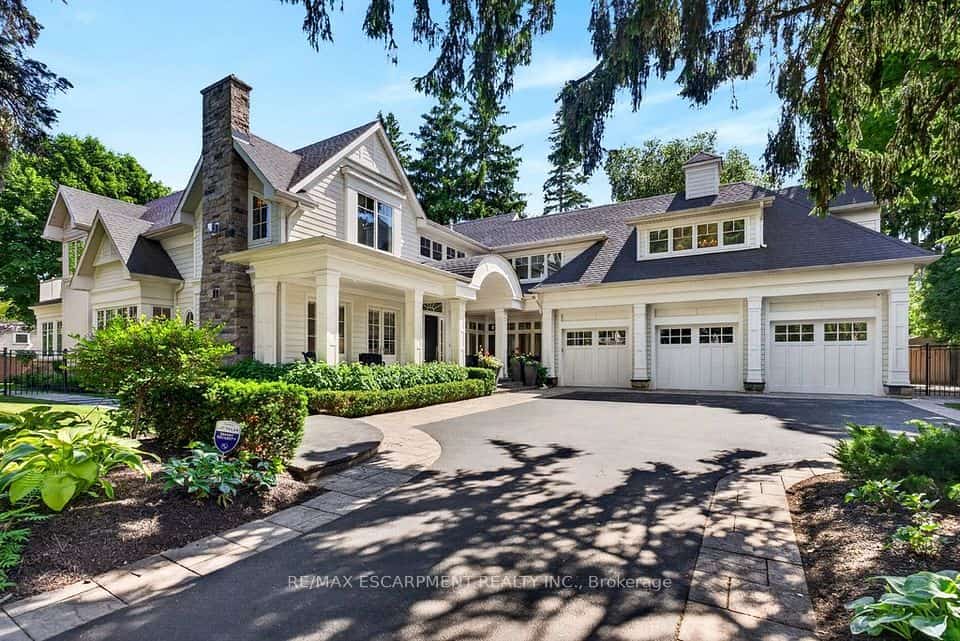 162 Fruitland Avenue, Burlington, ON L7N 1W7
