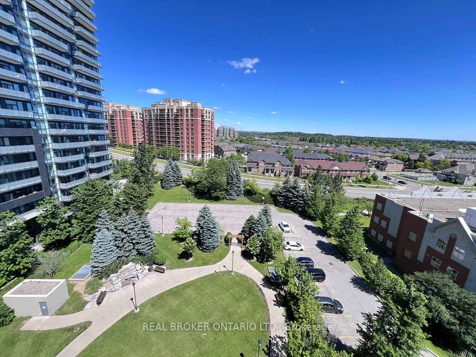 185 Oneida Crescent #1016, Richmond Hill, ON L4B 0B1