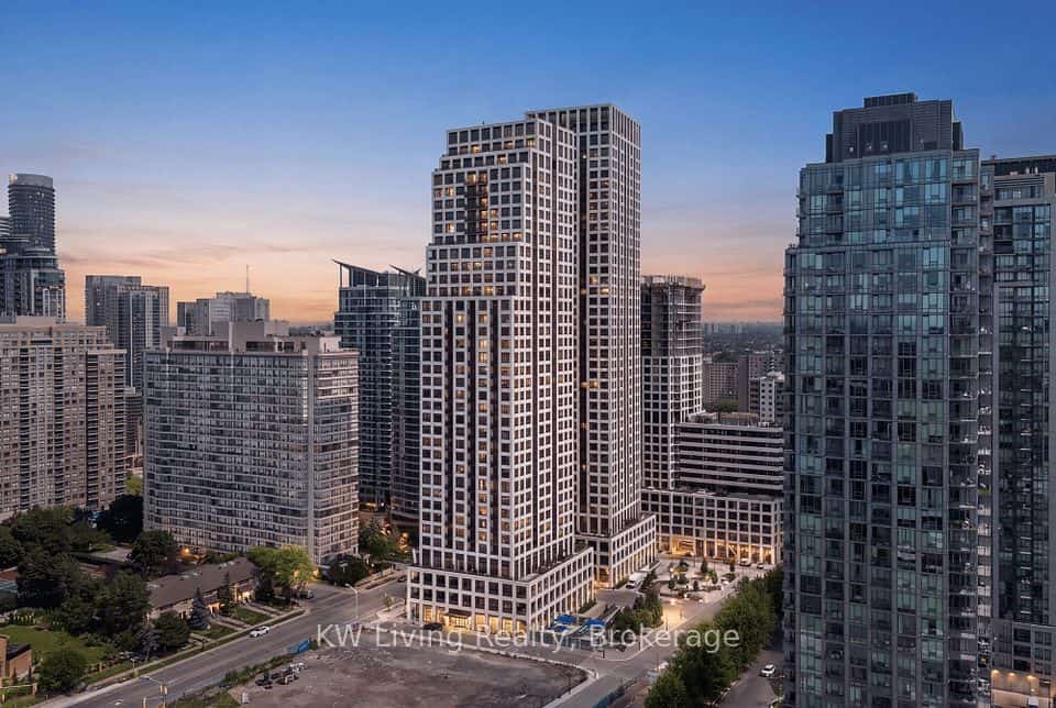 30 Elm Drive W #3502, Mississauga, ON L5B 0N6