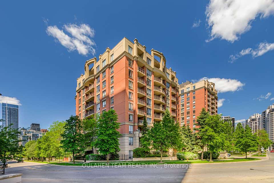 51 Harrison Garden Boulevard #202, Toronto, ON M2N 7G4