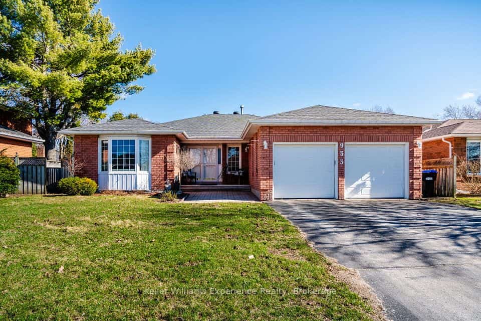 933 Playfair Road, Midland, ON L4R 4X9