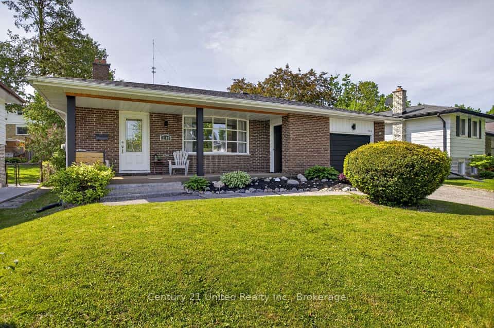 1169 Danita Boulevard, Peterborough, ON K9J 7J9