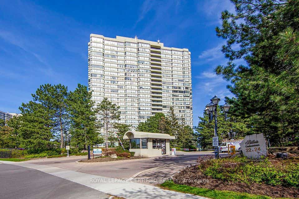 22 Hanover Road #2107, Brampton, ON L6S 5K7
