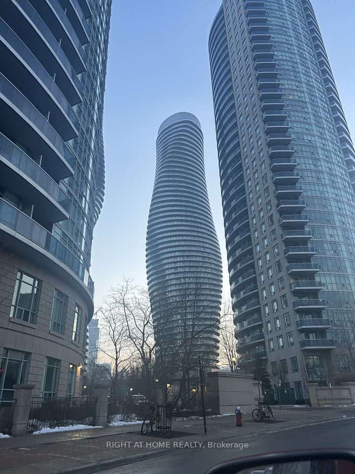 50 Absolute Avenue #1806, Mississauga, ON L4Z 0A8