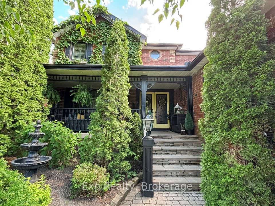 233 Huycke Street, Cobourg, ON K9A 5K8