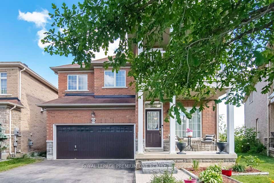 62 Lost Pond Crescent, Whitchurch-Stouffville, ON L4A 0R4