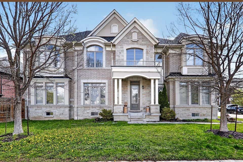 1815 Fairport Road #1, Pickering, ON L1V 0E3