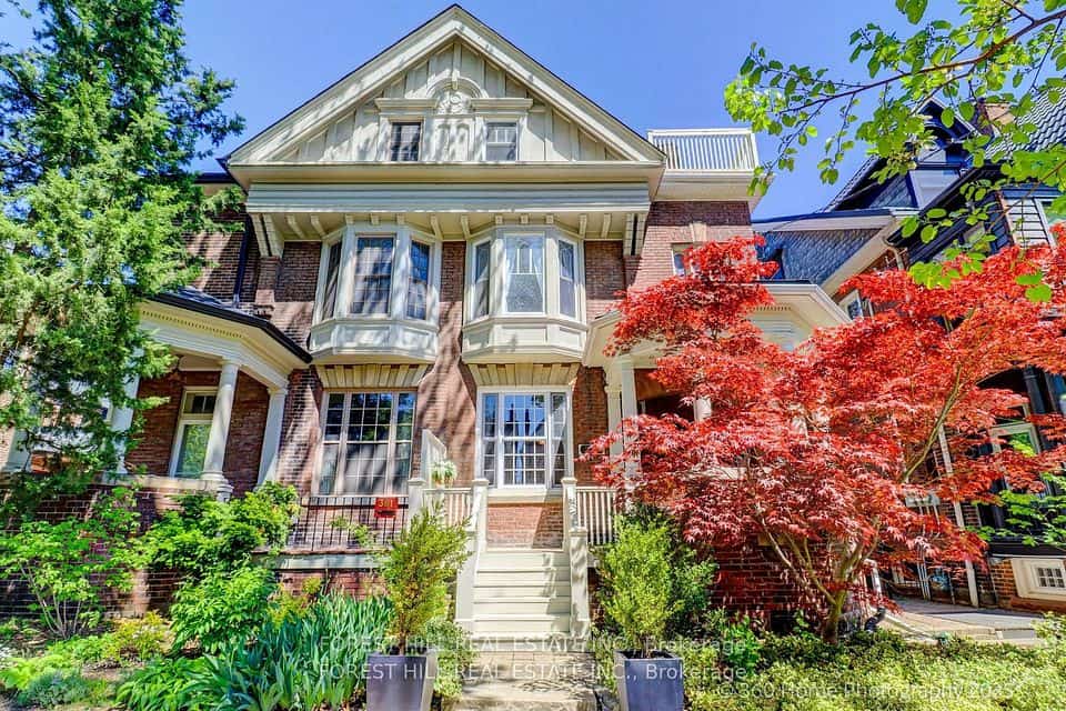379 Huron Street, Toronto, ON M5S 2G5