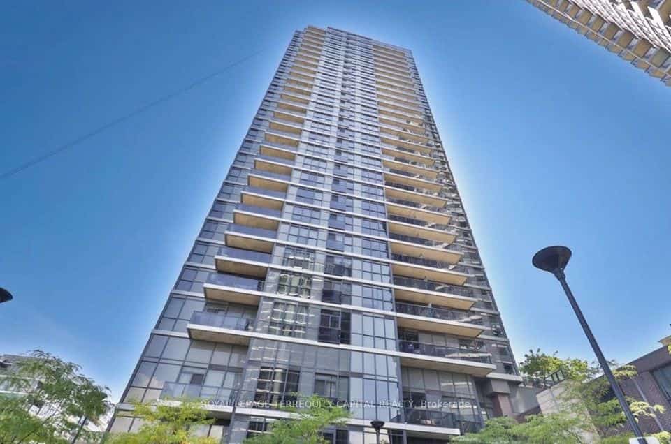9 Valhalla Inn Road #1608, Toronto, ON M9B 0B2