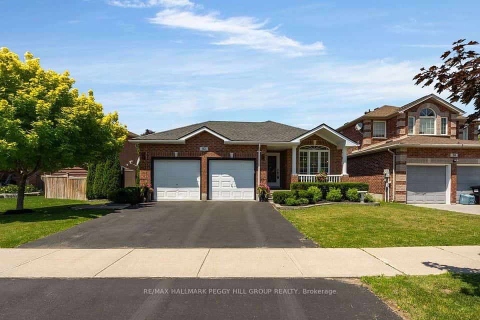 52 Summerset Drive, Barrie, ON L4N 9L7