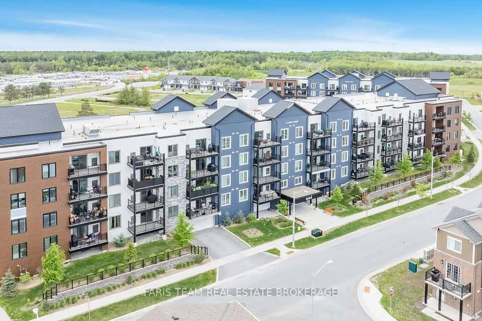 54 Koda Street #207, Barrie, ON L9J 0J6