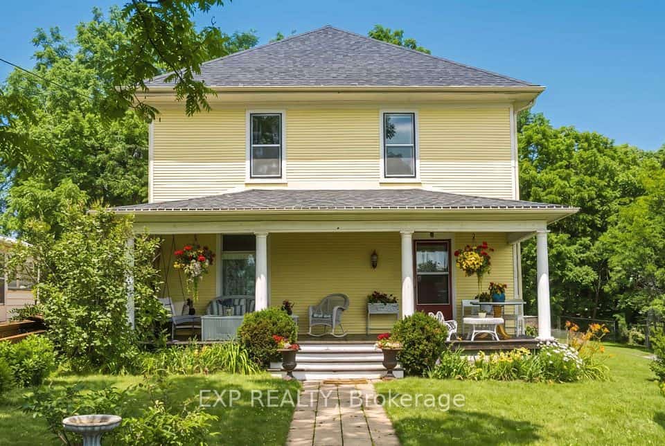 145 High Street, Georgina, ON L0E 1R0