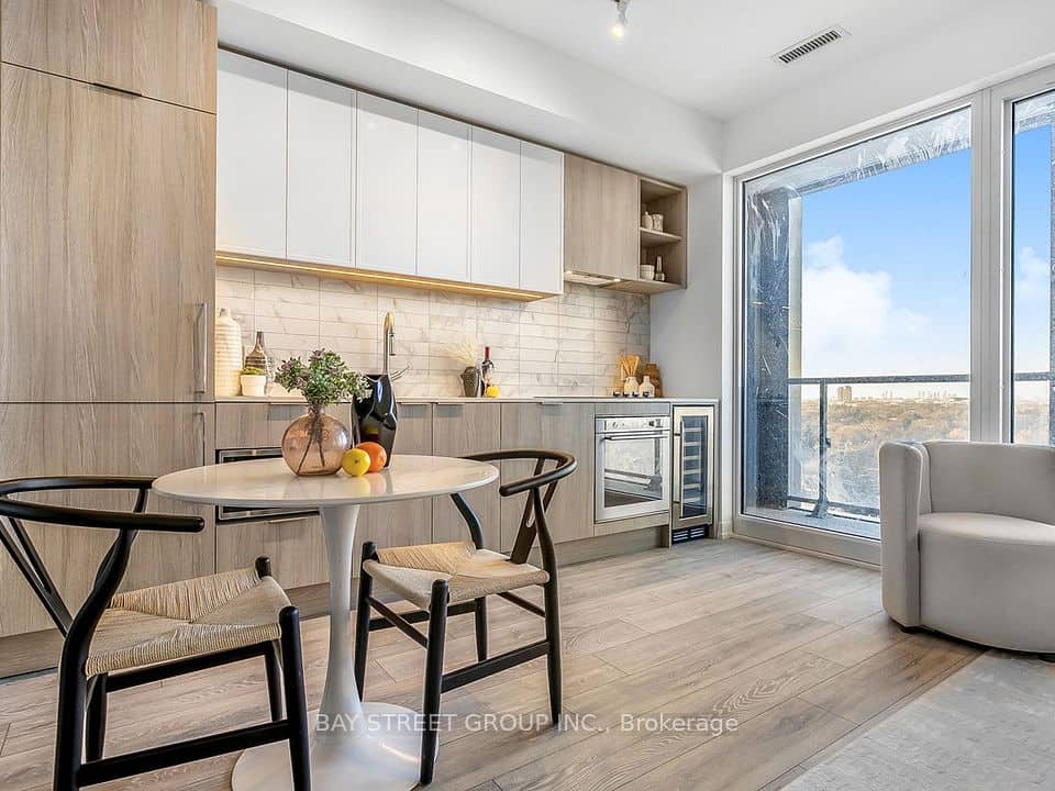 2020 Bathurst Street, Toronto