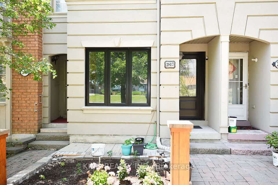 2817 Bur Oak Avenue, Markham, ON L6B 1E2
