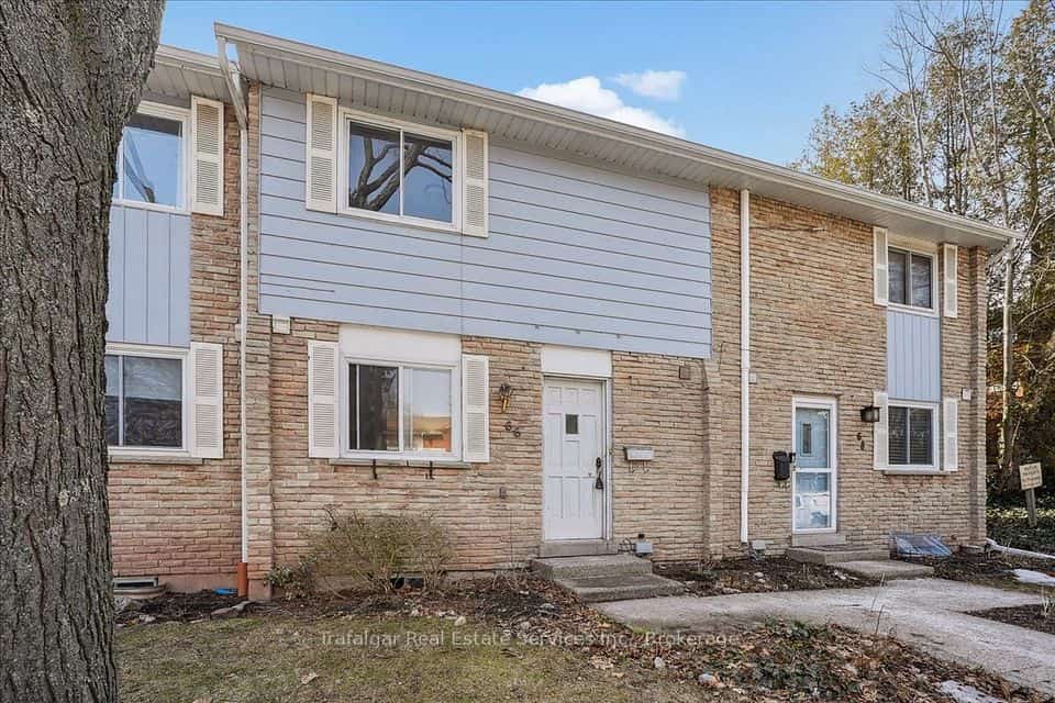 66 Worthington Drive, Oakville, ON L6L 1C9