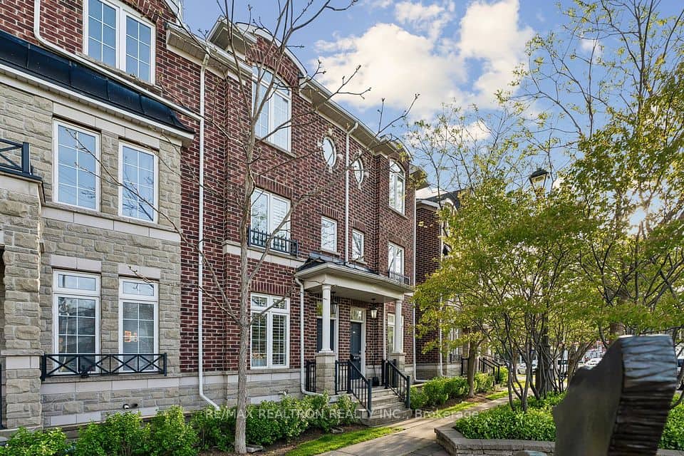 97 The Queensway, Toronto