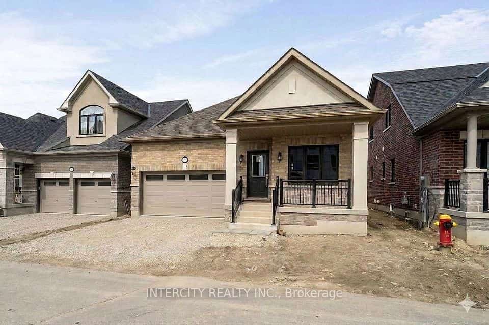 3 Ruby Lane, Halton Hills, ON L7G 0H6