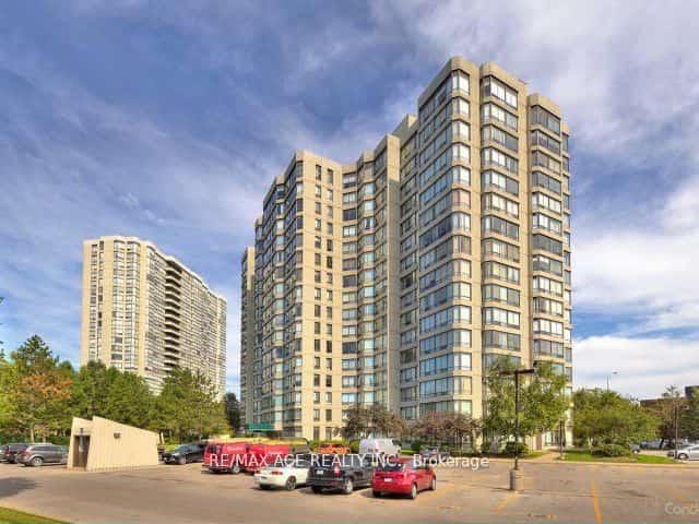 26 Hanover Road #1106, Brampton, ON L6S 4T2