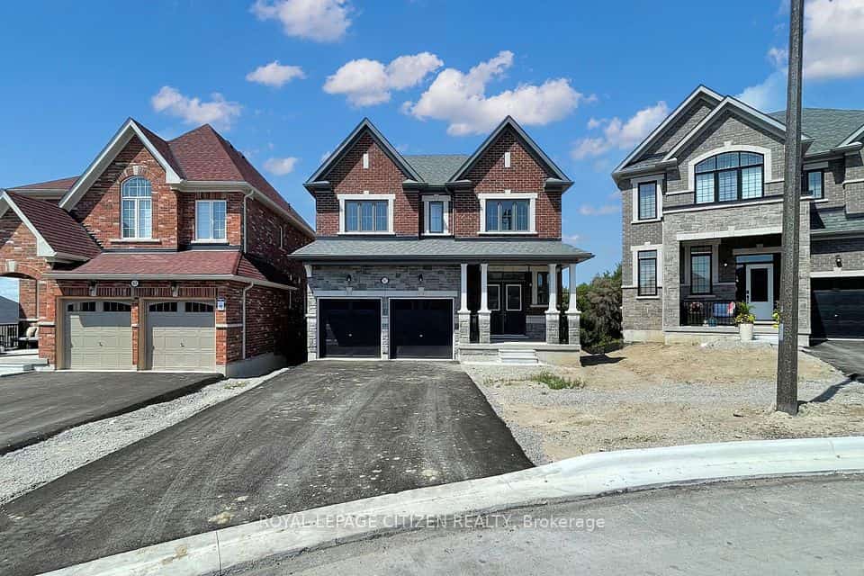 82 Lawrence D. Pridham Avenue, New Tecumseth, ON L9R 0X1