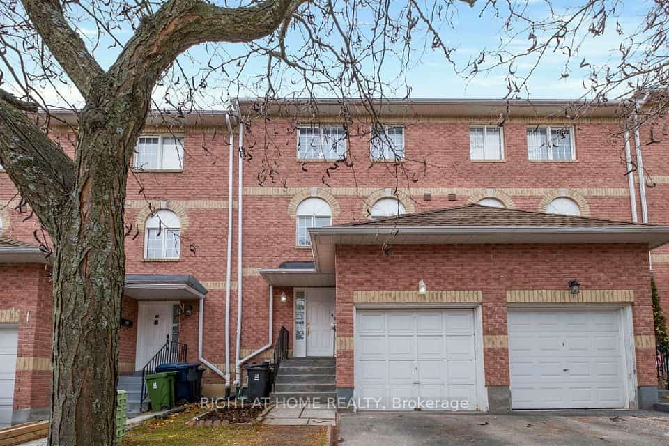 138 Homestead Road #20, Toronto, ON M1E 3S2