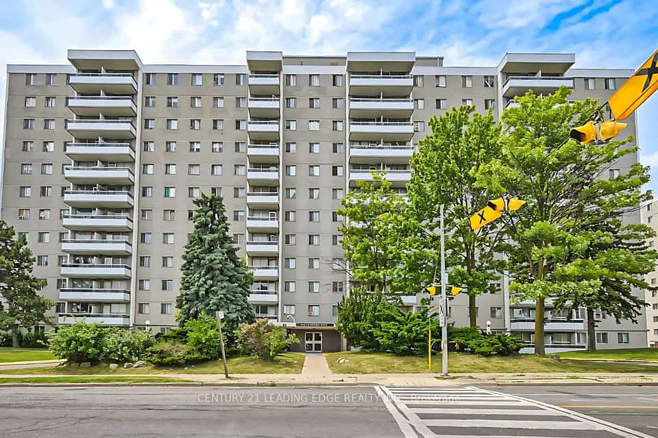 940 Caledonia Road #611, Toronto, ON M6B 2G8