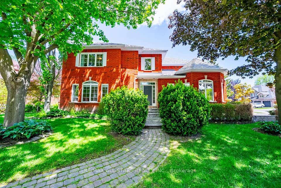 160 Park Drive, Whitchurch-Stouffville, ON L4A 1J6