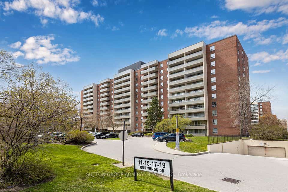 19 Four Winds Drive #1103, Toronto, ON M3J 2S9