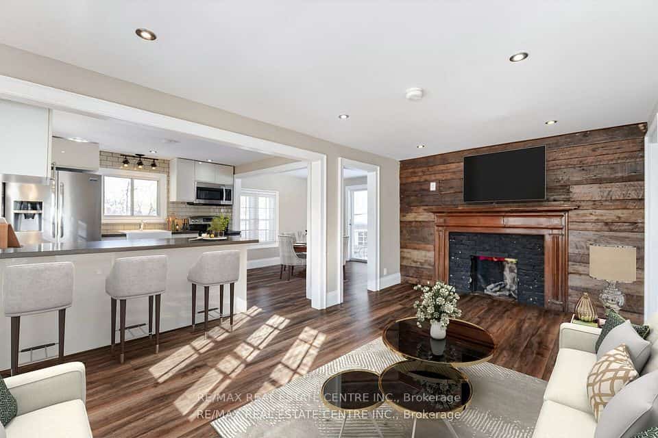 174 Victoria Street, Brampton, ON L6Y 0A6