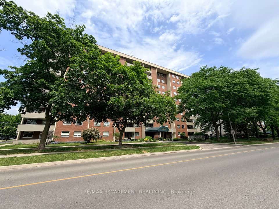 1415 Ghent Avenue #705, Burlington, ON L7S 1X4