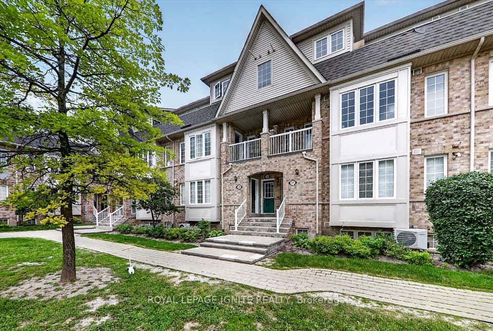 42 Pinery Trail #29, Toronto, ON M1B 6H9
