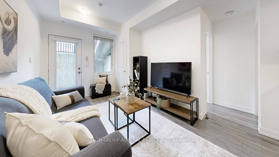867 Wilson Avenue, Toronto