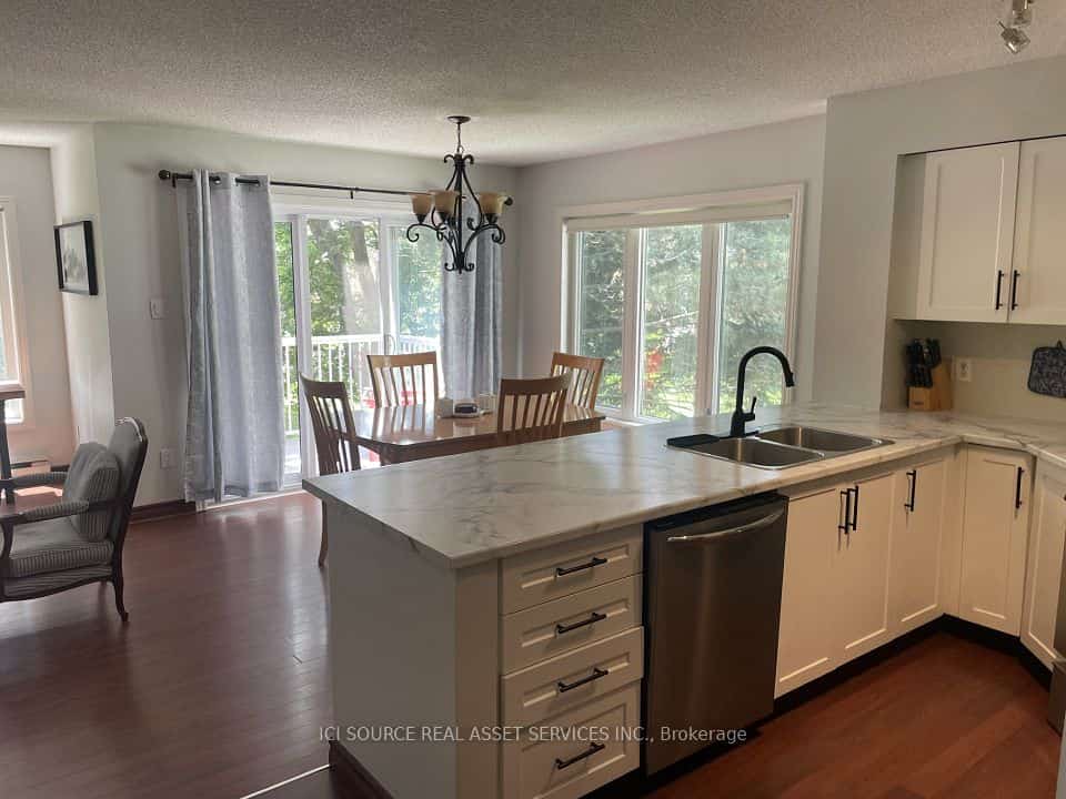 18 Ramblings Way #97, Collingwood, ON L9Y 5C6