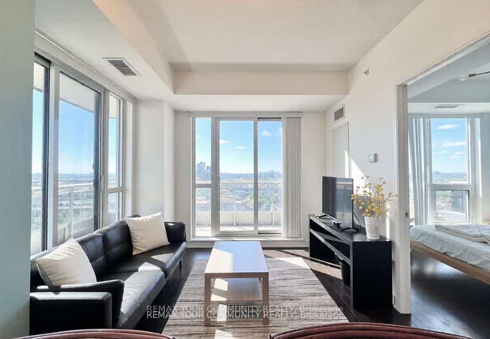 9201 Yonge Street, Richmond Hill