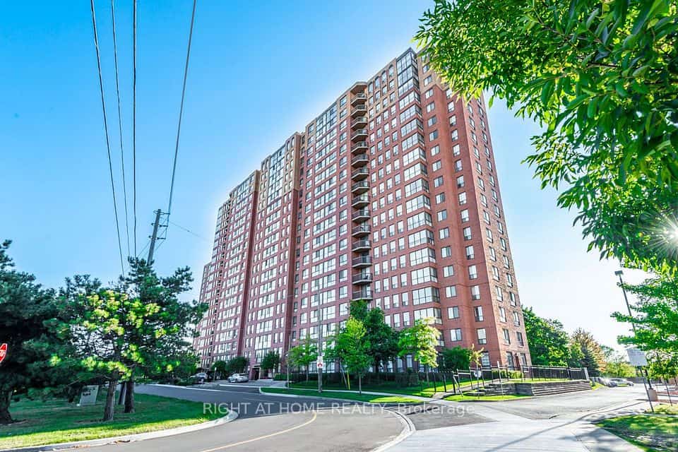 330 McCowan Road #1114, Toronto, ON M1J 3N3