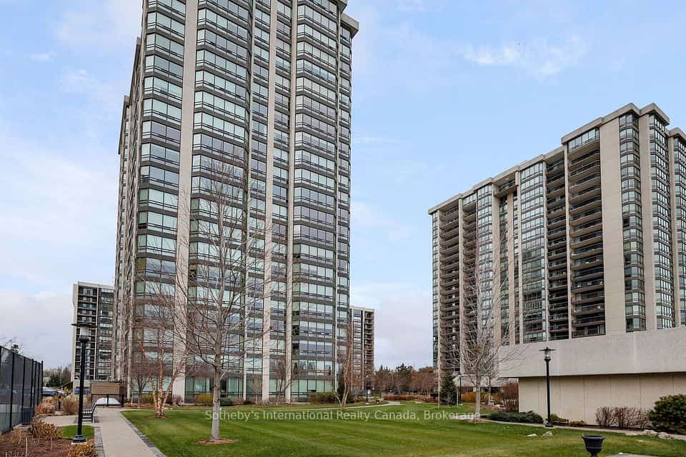 2180 Marine Drive #1107, Oakville, ON L6L 5V2