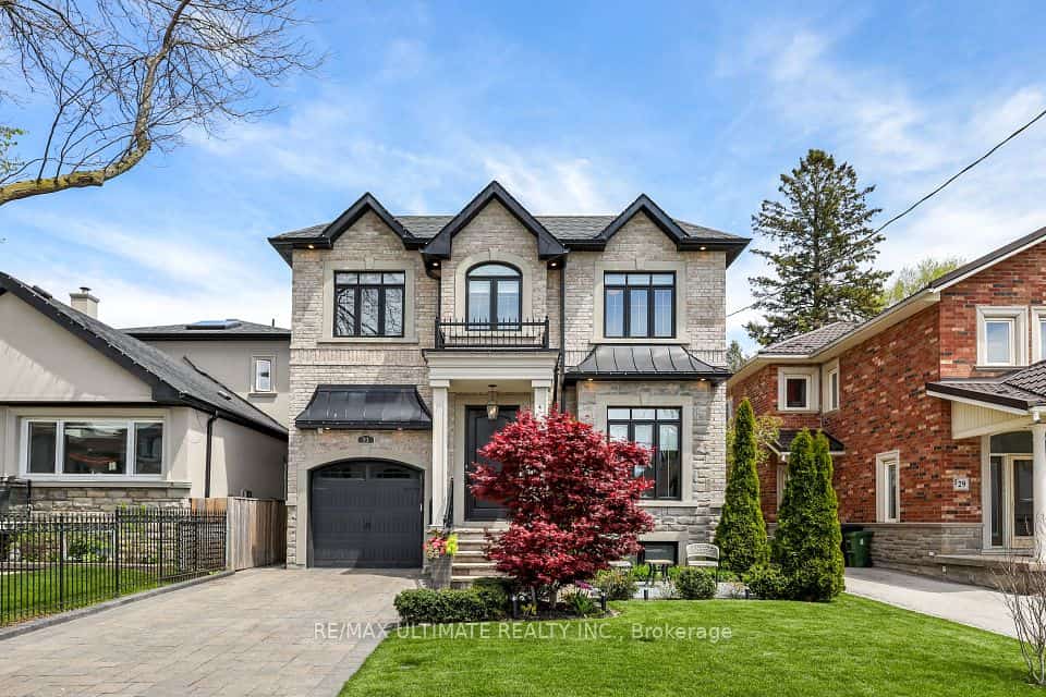 31 Presteign Avenue, Toronto, ON M4B 3A9